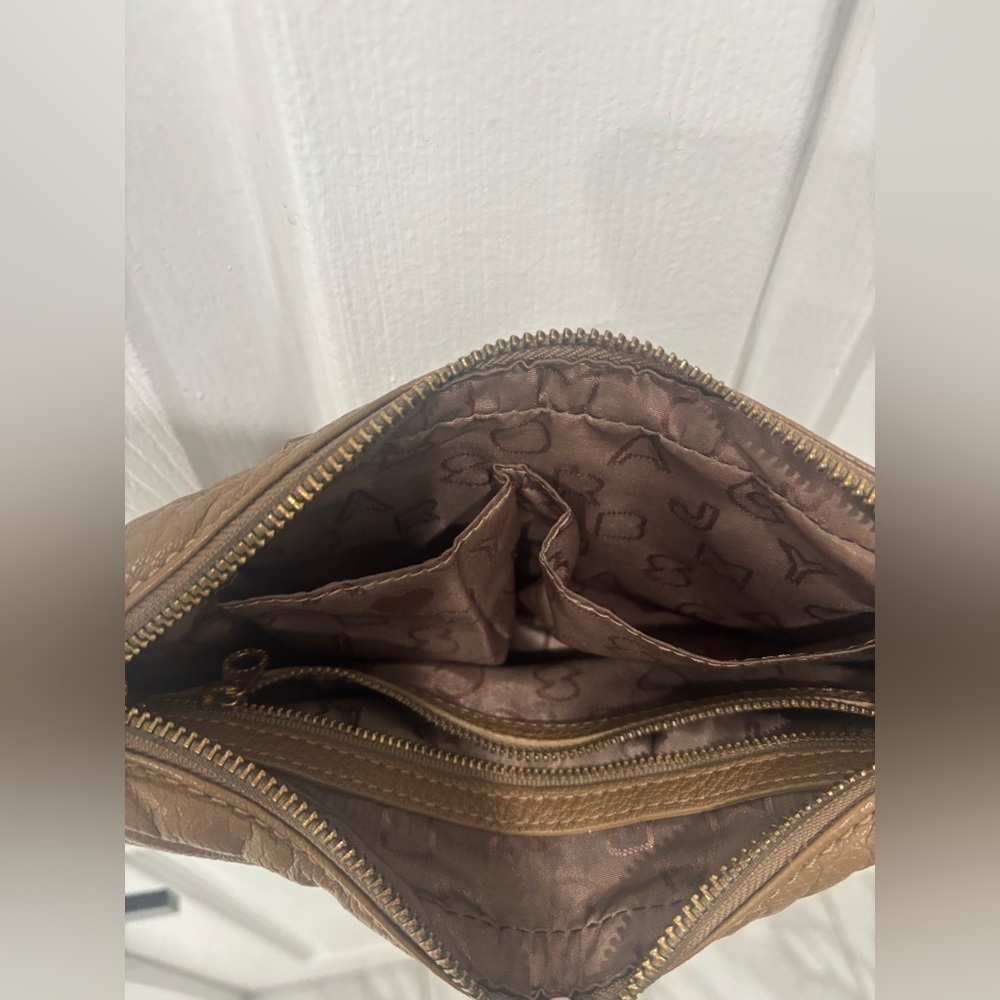 Marc by Marc Jacob's Preppy Taupe leather traveler swing crossbody bag WOMEN'S - Picture 14 of 16